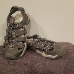 Boys Eddie Bauer sandals